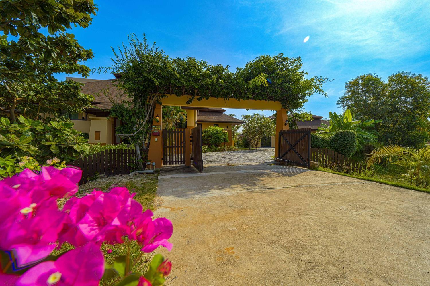 Luxury 5 Bedroom Villa Close To Beach Srs Hua Hin Exterior foto